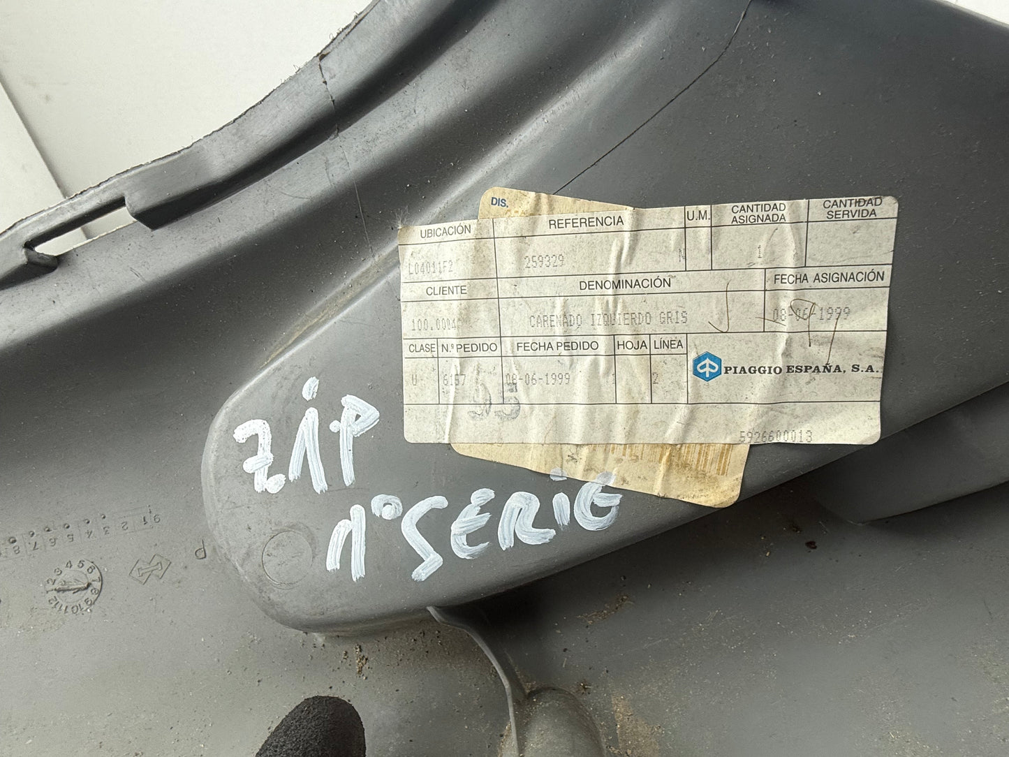 Piaggio Zip zijskirt NOS