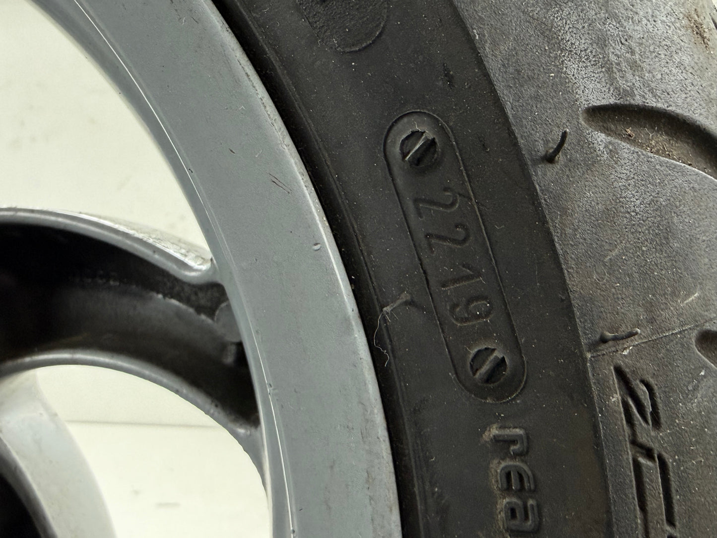 Gilera Runner / Skipper lx voorwiel grijs 125cc 180cc