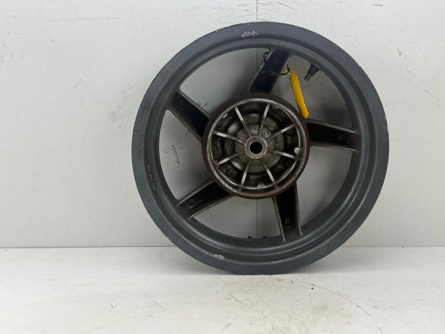 Aprilia SR achtervelg grijs 125cc 150cc