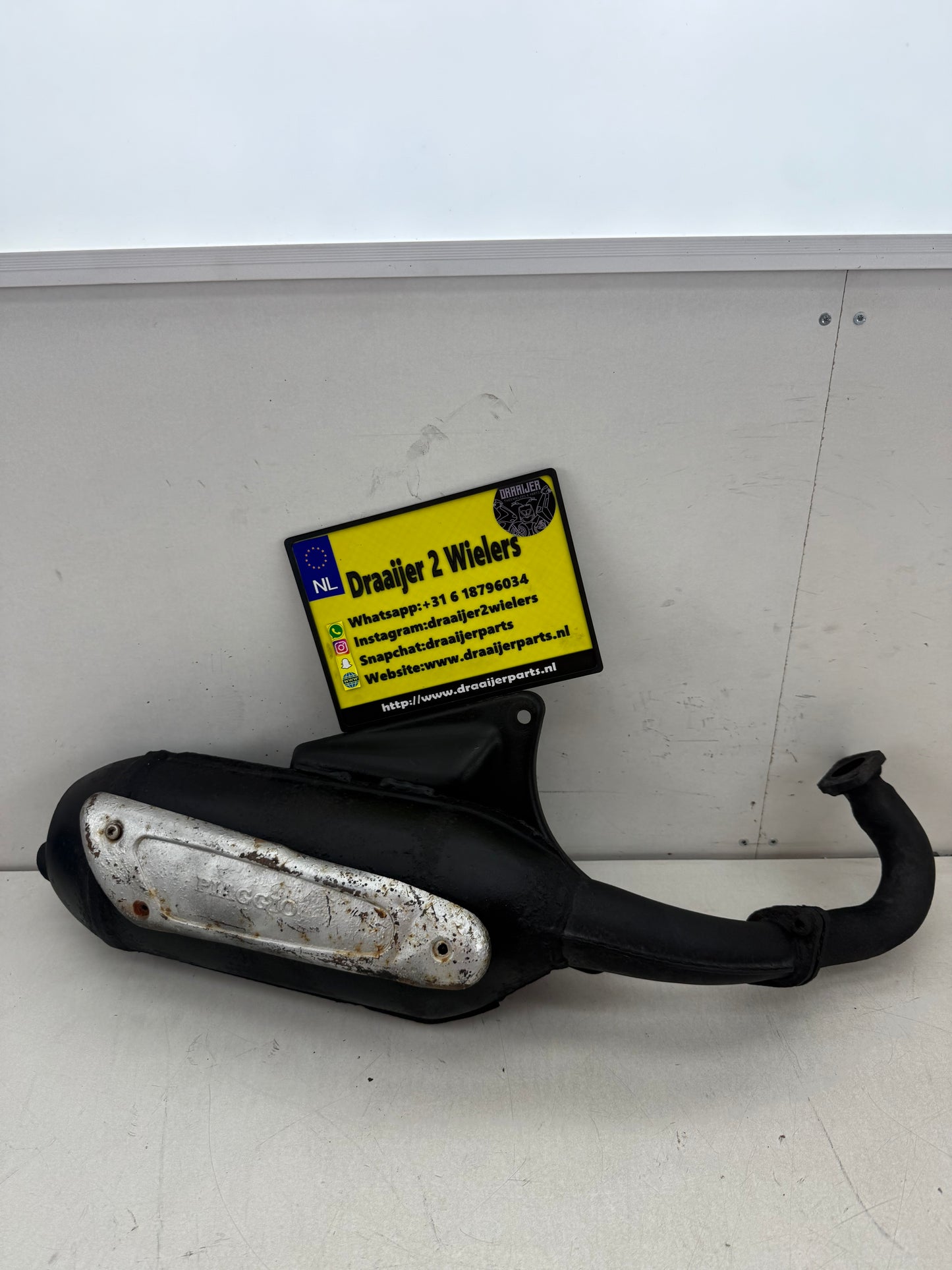 Piaggio exhaust 125cc 180cc