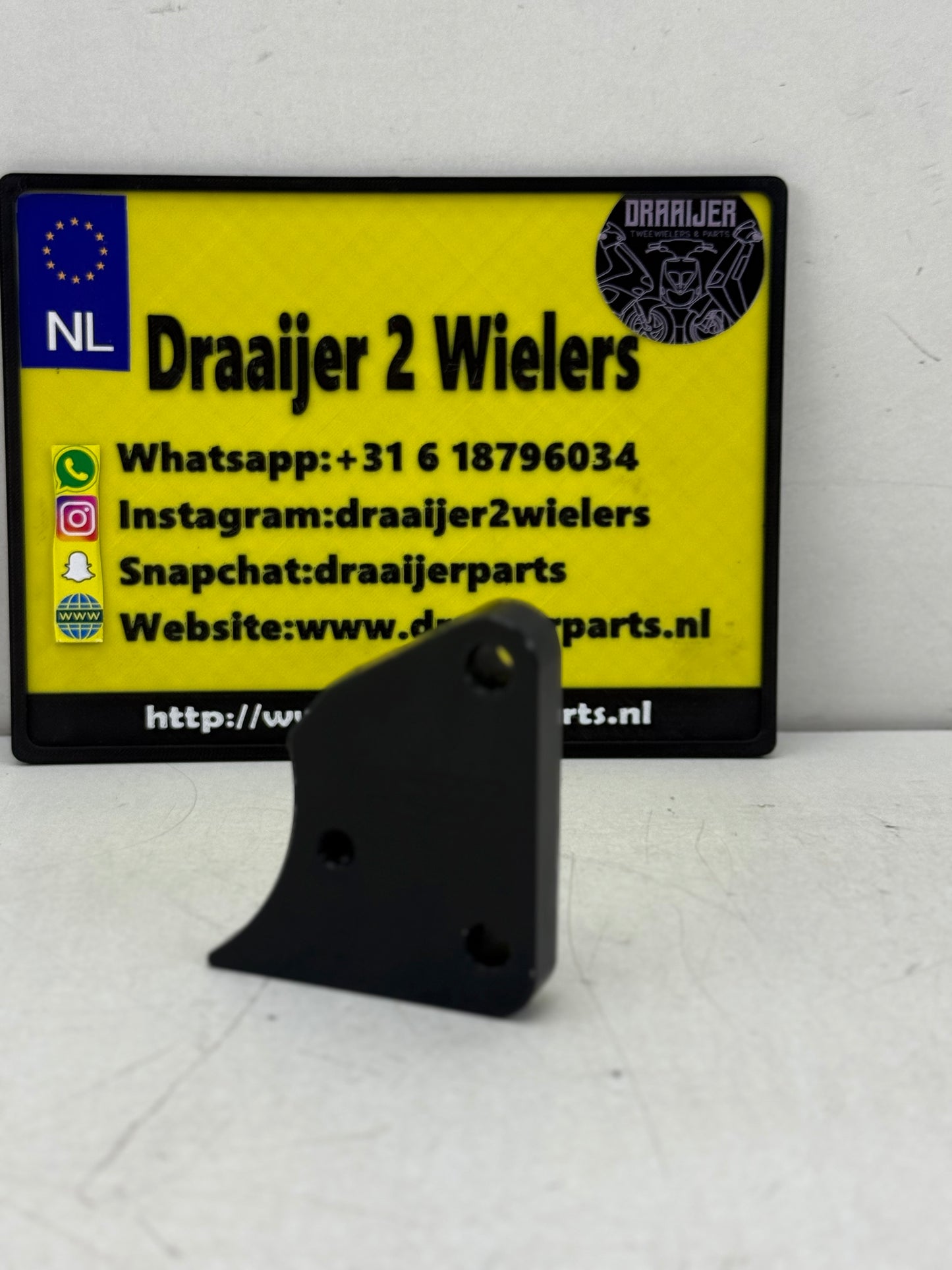 Piaggio DD remklauw brace 125cc 180cc