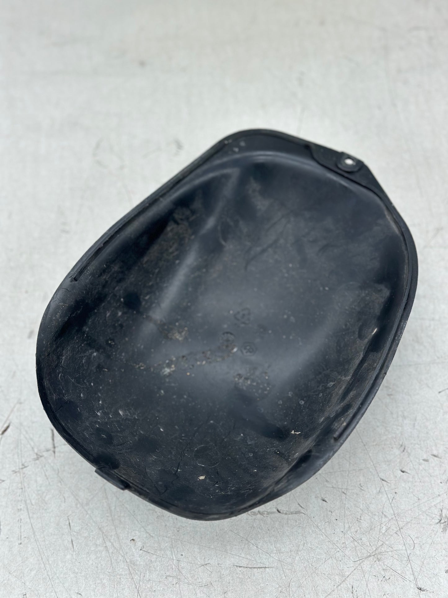 Gilera Runner buddybak kapje boven de carburateur