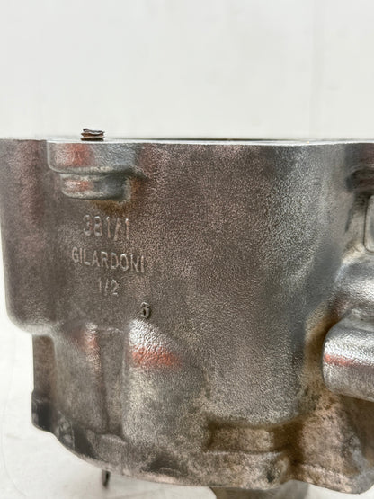Piaggio LC 180cc cilinder met kop compleet origineel Gilardoni. Afgedraaid voor 125 carters