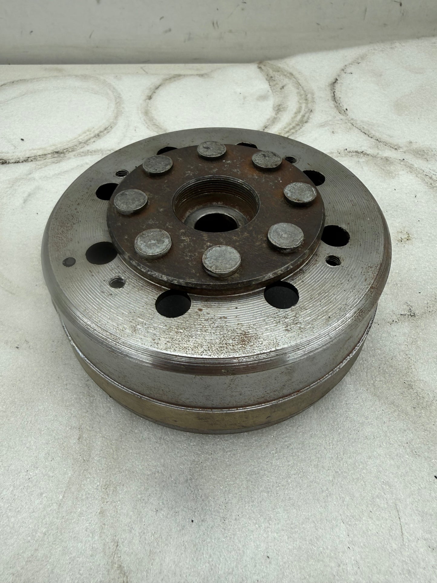 Piaggio LC afgedraaid & gebalanceerd vliegwiel. Met getapt draad voor ac blokken. 125cc 180cc