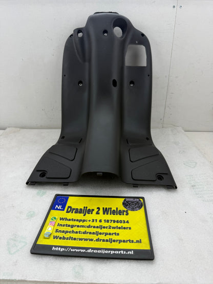 Piaggio typhoon 125 beenschild NIEUW (nos)