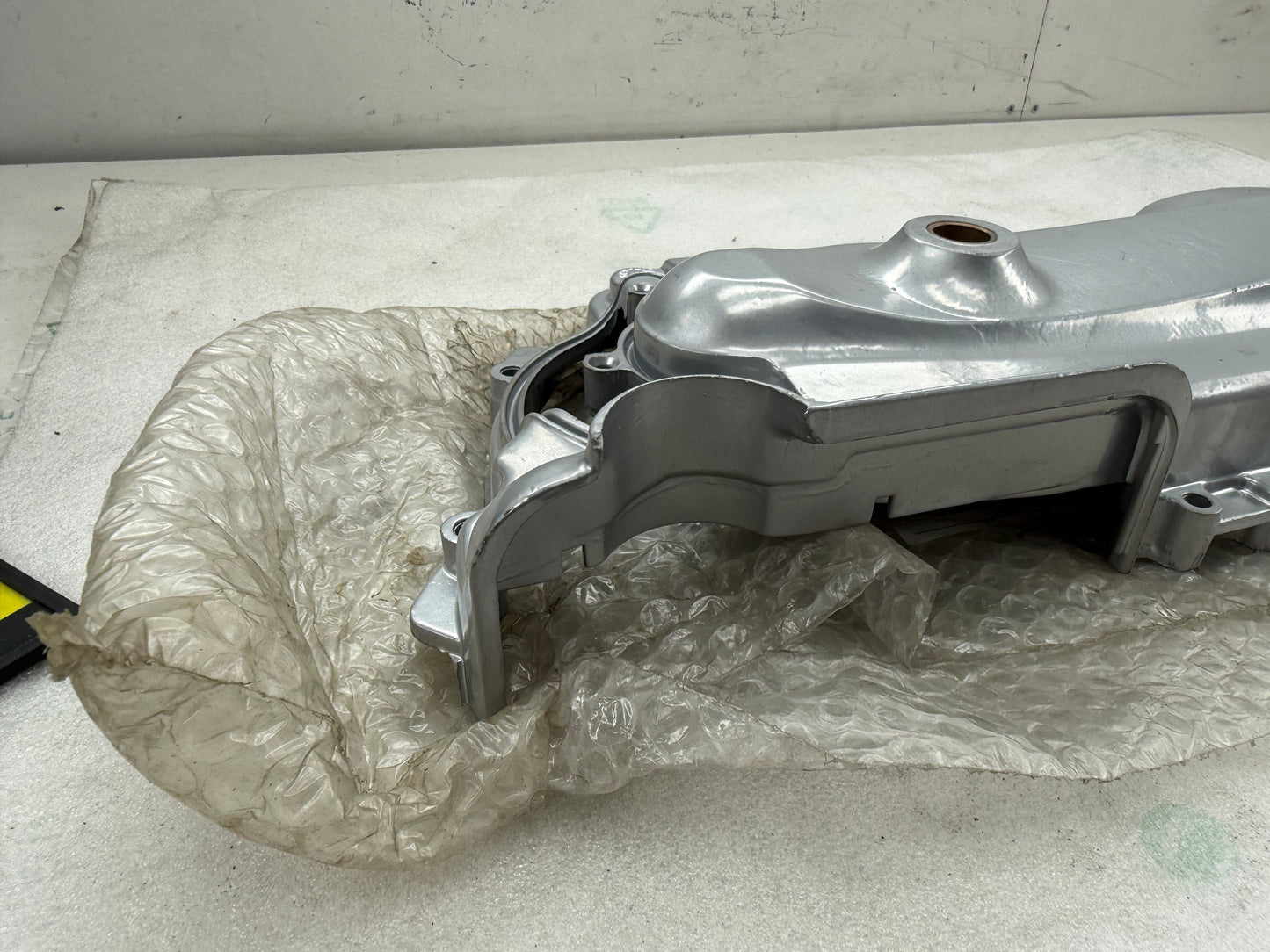 Piaggio Sfera 125 RST carterkap NIEUW (nos)