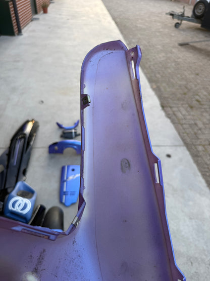 Gilera Runner violet kappenset met wielen 125cc 180cc.