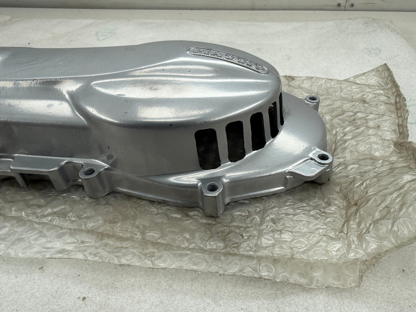 Piaggio Sfera 125 RST carterkap NIEUW (nos)