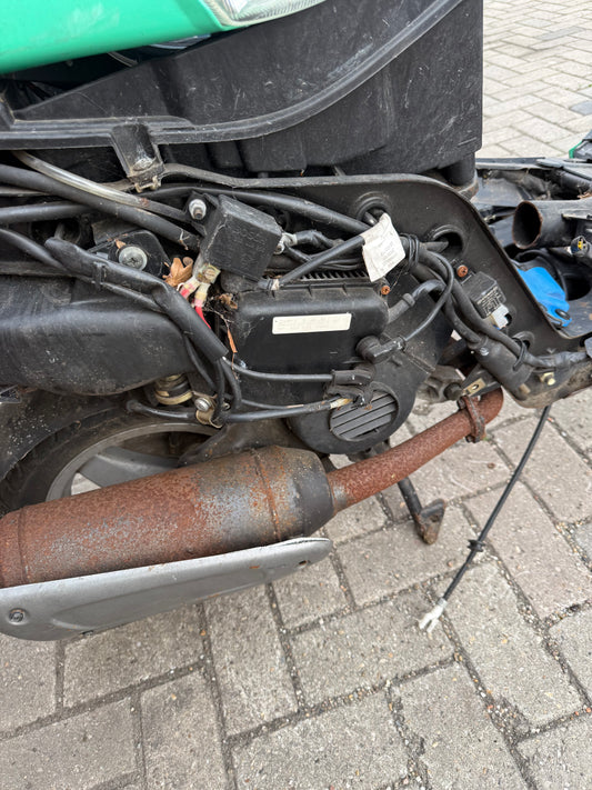 Piaggio zip bimodale uitlaat