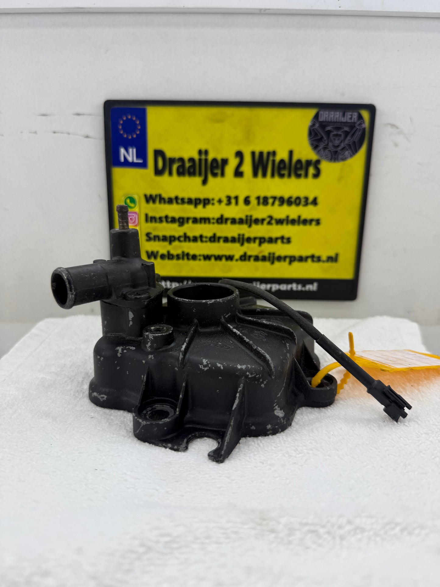 Piaggio Hexagon buitenkop met koso temperatuur meter stekker 125cc 180cc