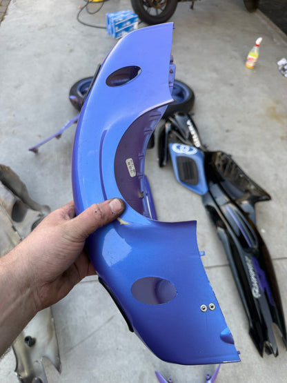 Gilera Runner violet kappenset met wielen 125cc 180cc.