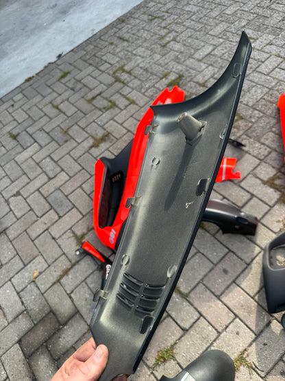 Gilera Runner fluo rosso kappenset 50cc 125cc 180cc