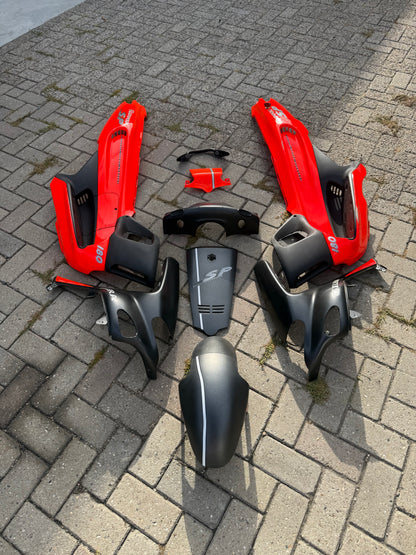 Gilera Runner fluo rosso kappenset 50cc 125cc 180cc