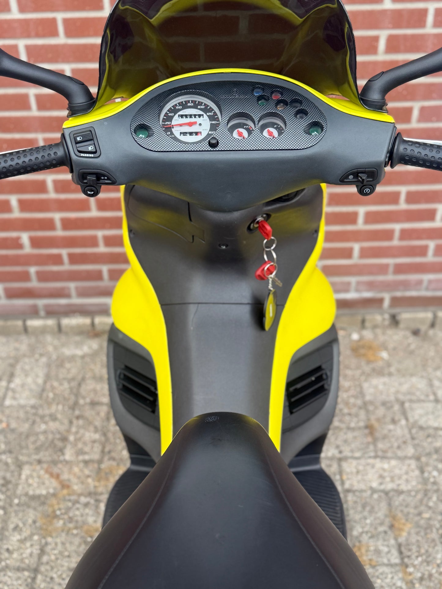 Gilera Runner SP Pro kappenset geel opaco met spoiler