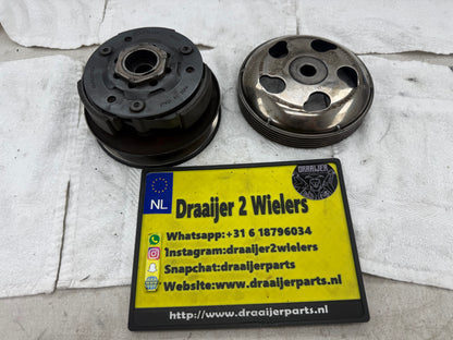 Piaggio Dg koppeling met malossi torsion controller, malossi koppelingshuis en malossi delta clutch