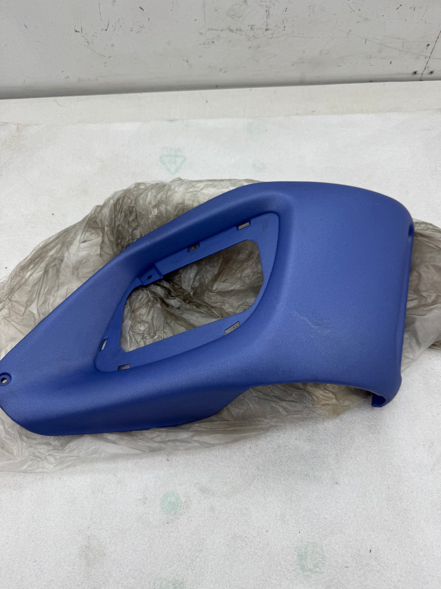 Gilera Runner radiateurkap violet NIEUW (nos)