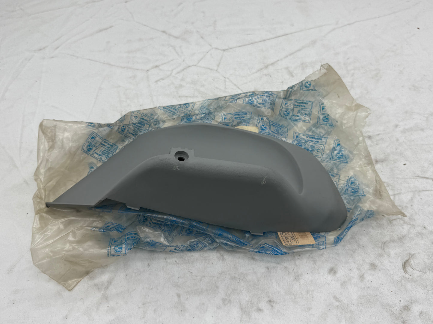 Piaggio Skr zijskirt NOS