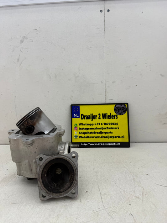 Piaggio LC 180cc cilinder kit compleet origineel Gilardoni
