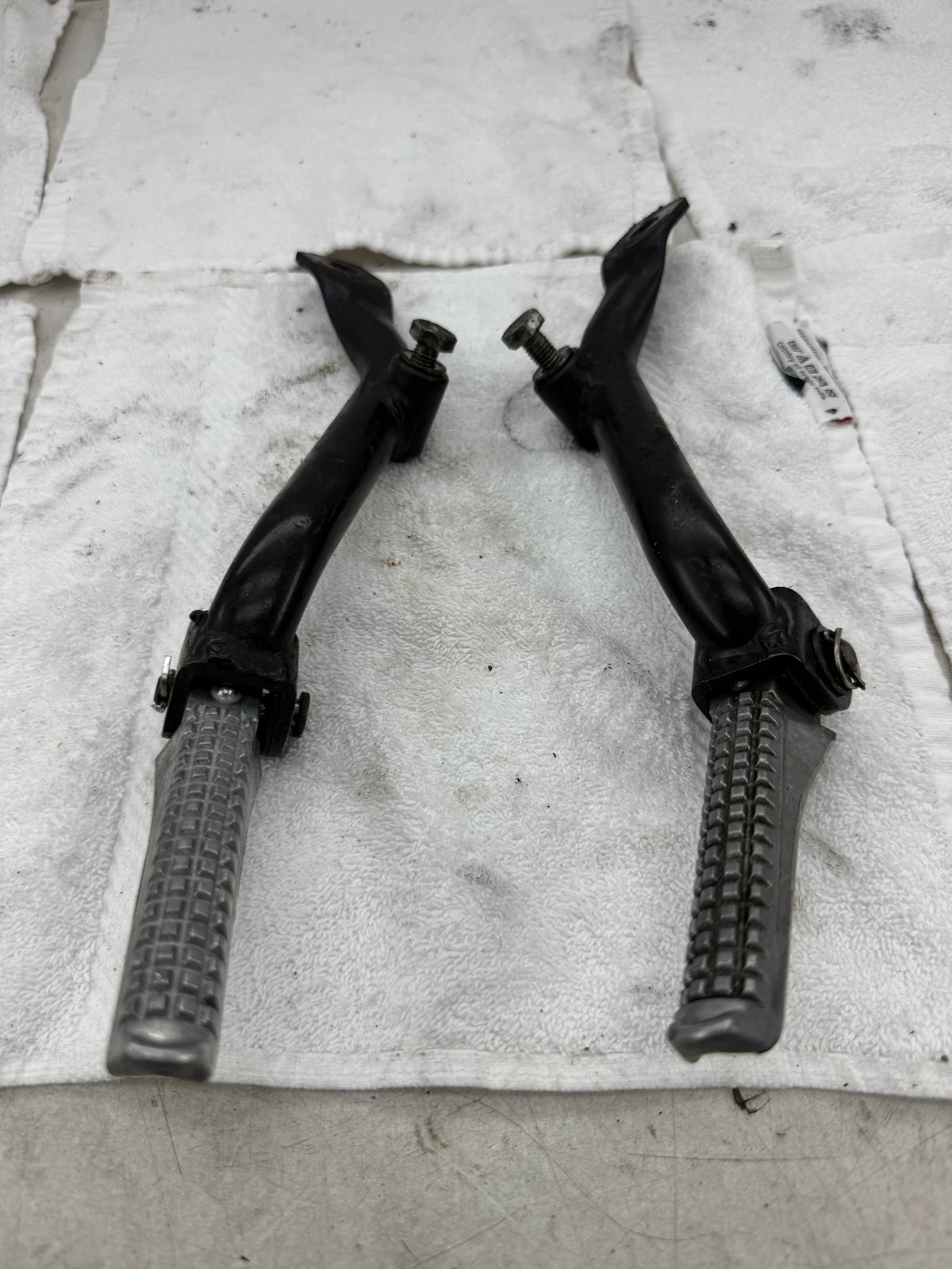Gilera Runner voetstepjes set links en rechts origineel DD