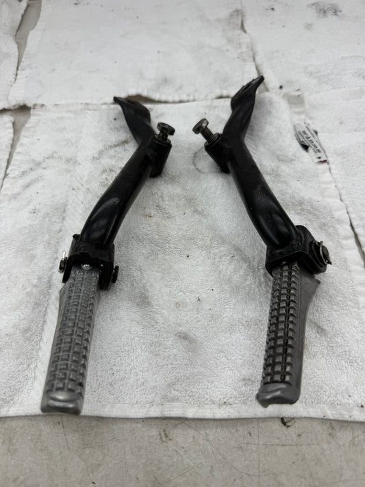 Gilera Runner voetstepjes set links en rechts origineel DD