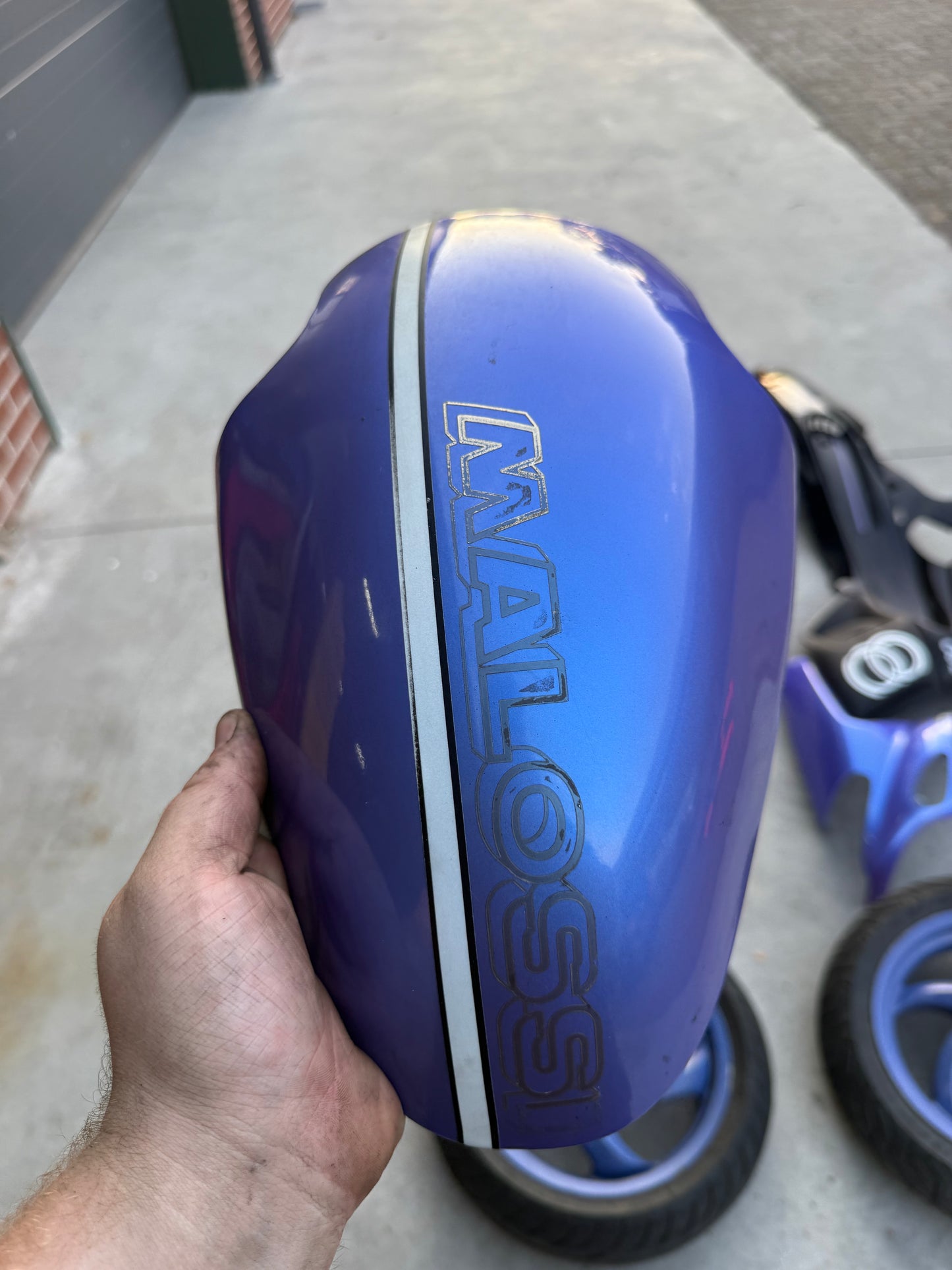 Gilera Runner violet kappenset met wielen 125cc 180cc.