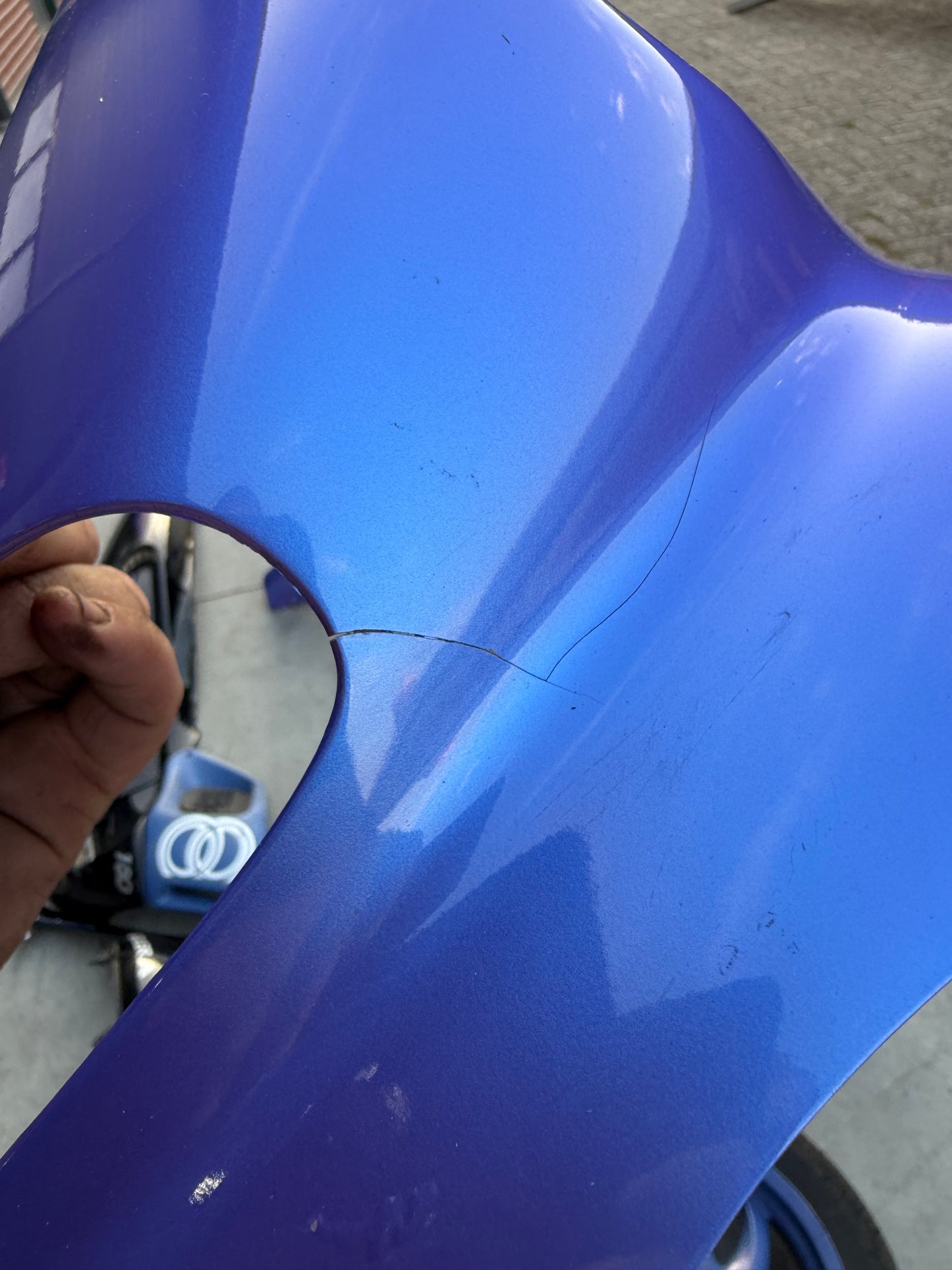 Gilera Runner violet kappenset met wielen 125cc 180cc.
