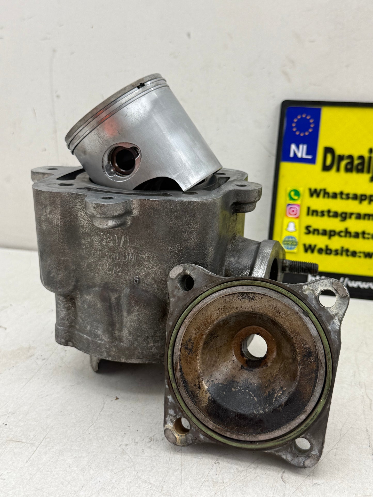 Piaggio LC 180cc cilinder kit compleet origineel Gilardoni