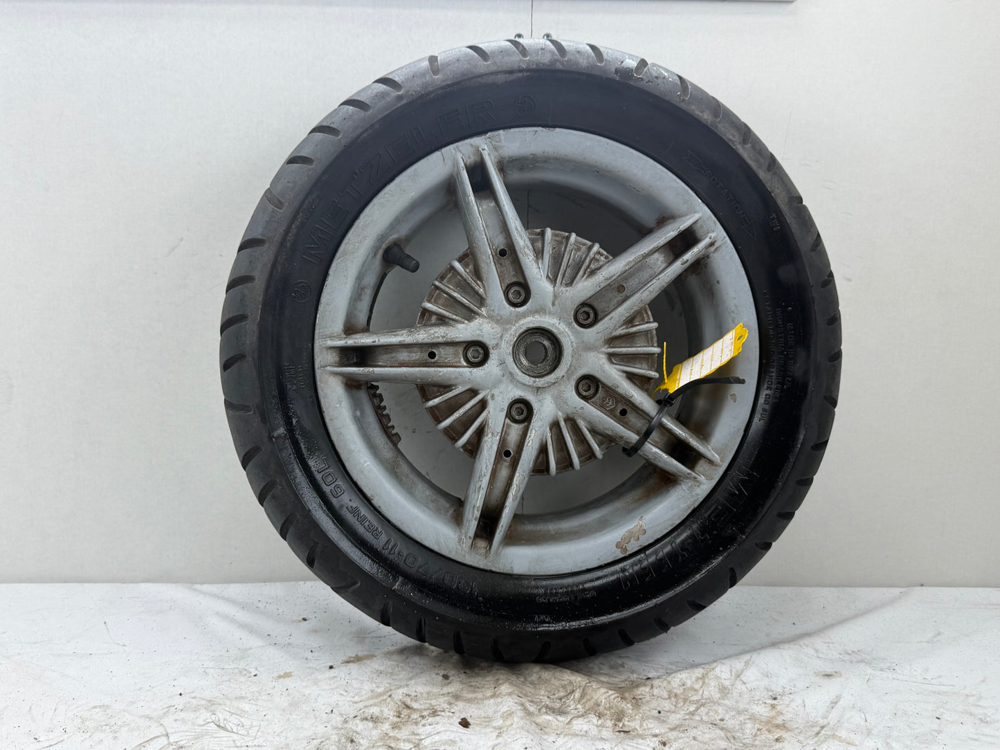 Piaggio Hexagon LX LXT achterwiel grijs 125cc 180cc