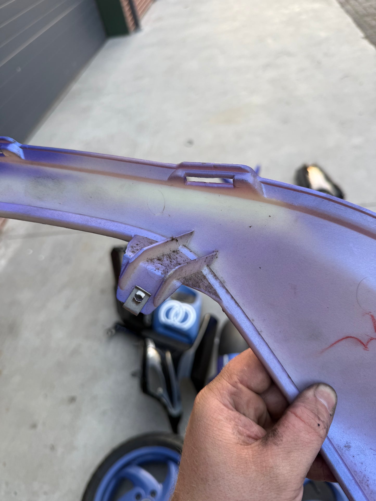 Gilera Runner violet kappenset met wielen 125cc 180cc.