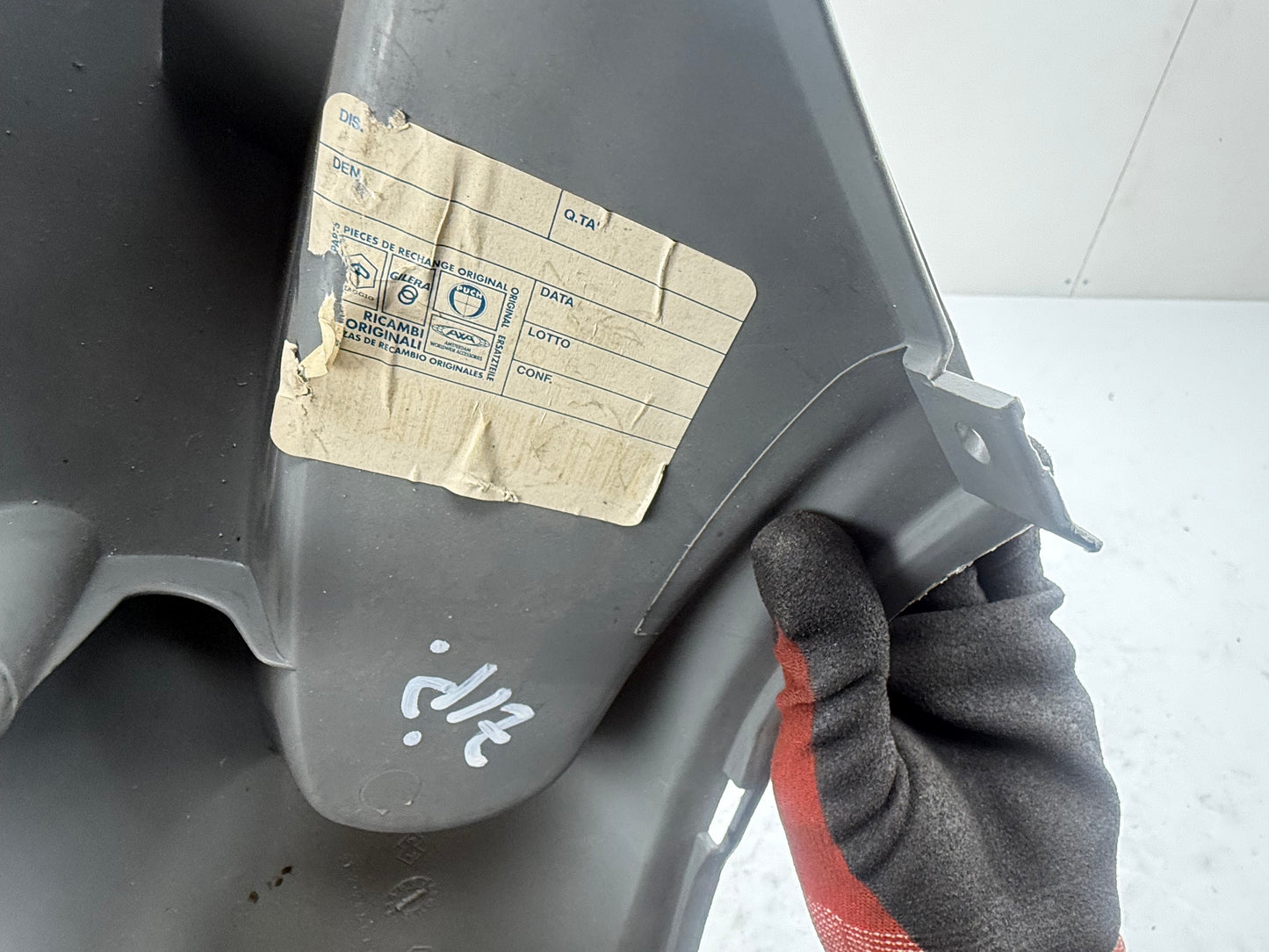 Piaggio Zip zijskirt NOS