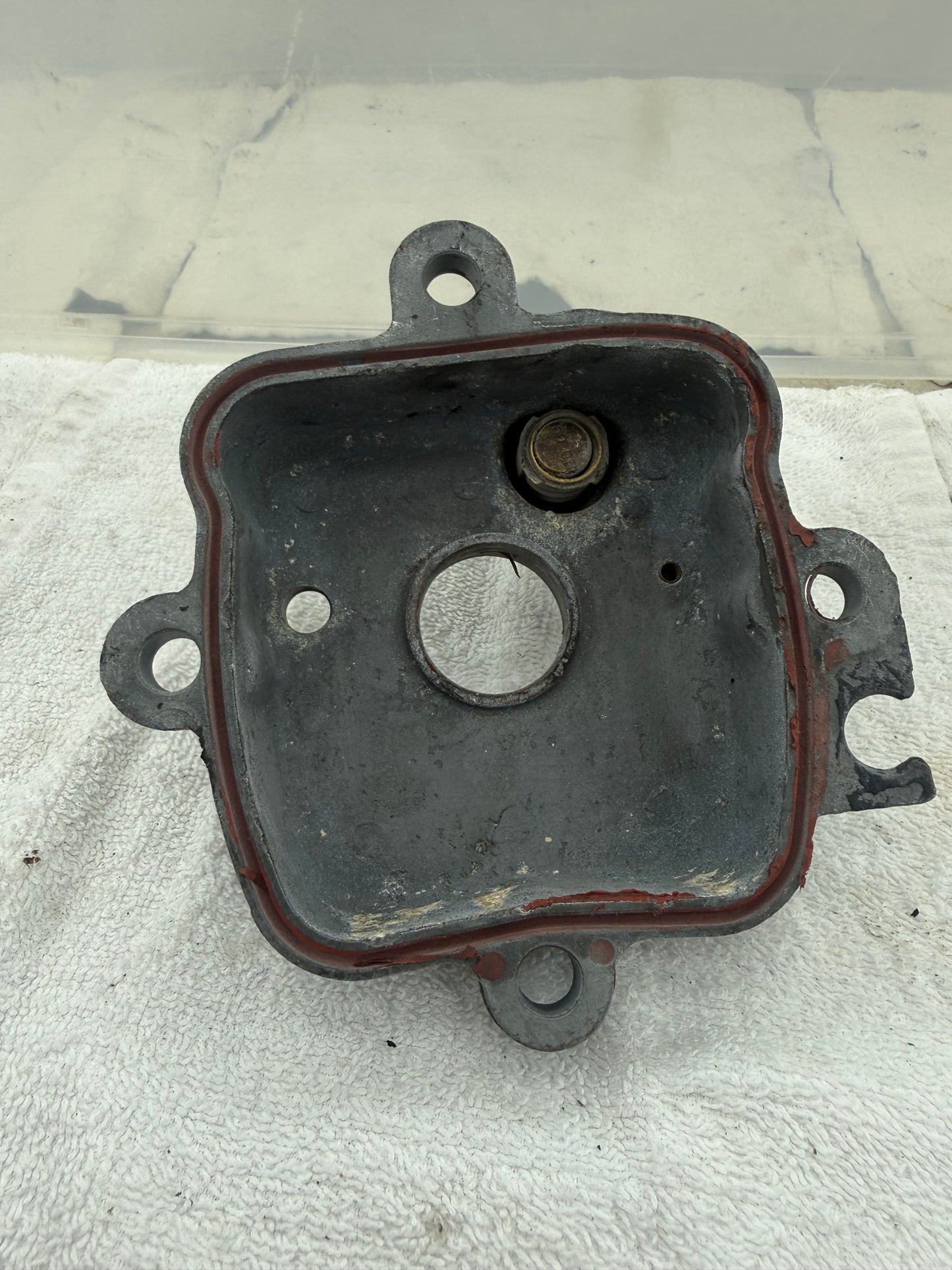 Piaggio Hexagon buitenkop gestraald