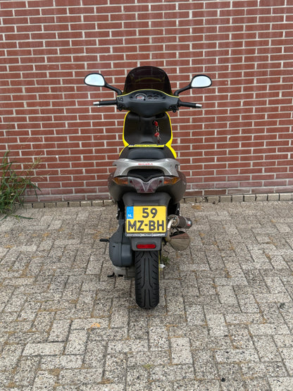 Gilera Runner SP Pro kappenset geel opaco met spoiler