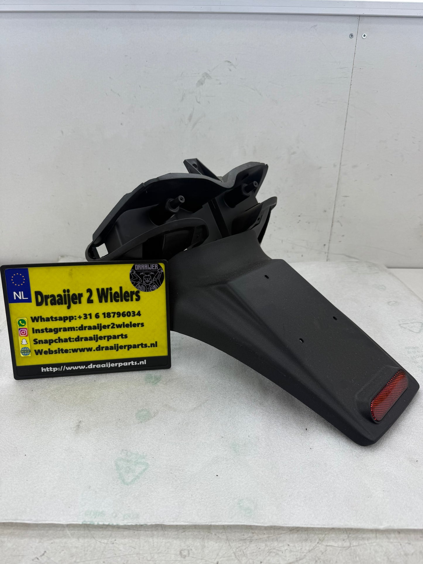 Gilera Runner sp pro kenteken spatbord vierkant opaco NIEUW (nos)