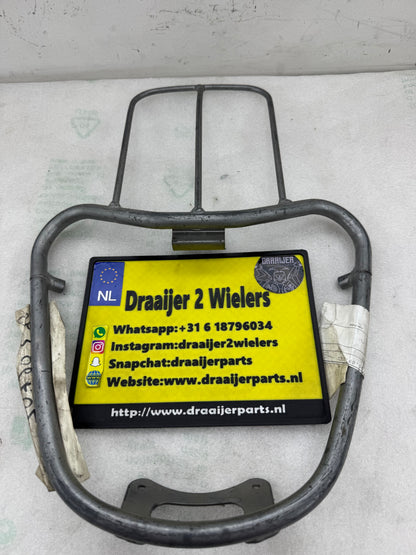 Piaggio TPH voorkap beugel NIEUW (nos) met opslagschade