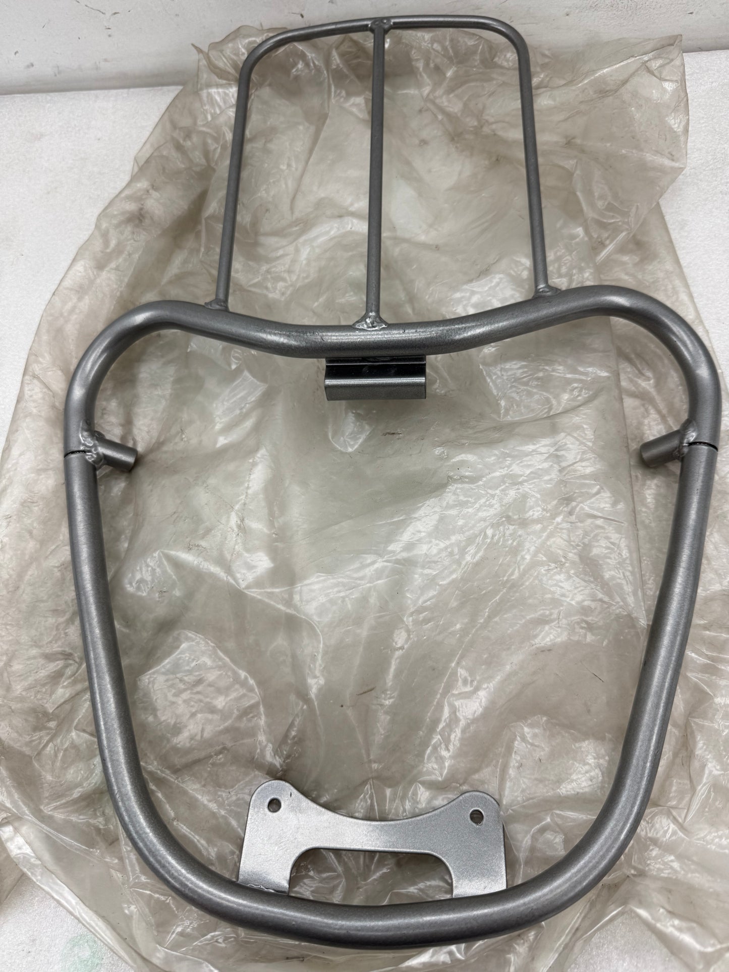 Piaggio TPH voorkapbeugel NIEUW (nos)