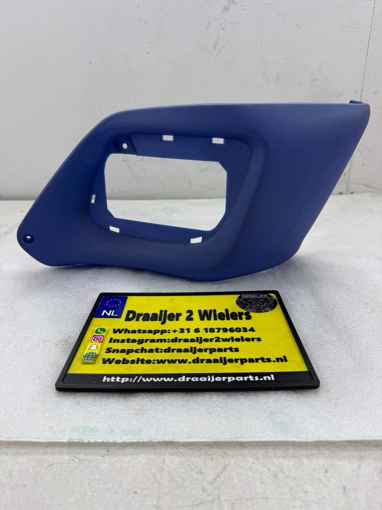 Gilera Runner violet radiateurkap NIEUW (nos)