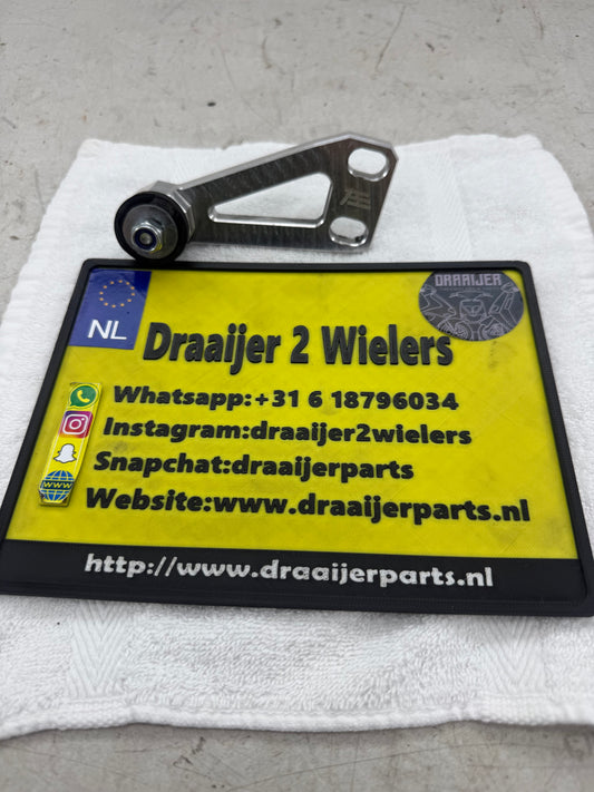 Piaggio HT race uitlaat adapter zilver 125cc 180cc