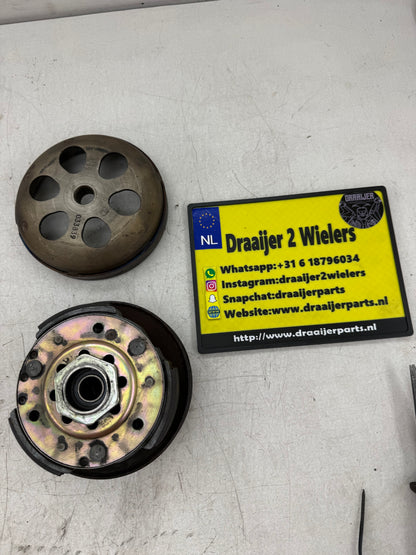 Piaggio koppeling set dubbelgelagerd 125cc 180cc