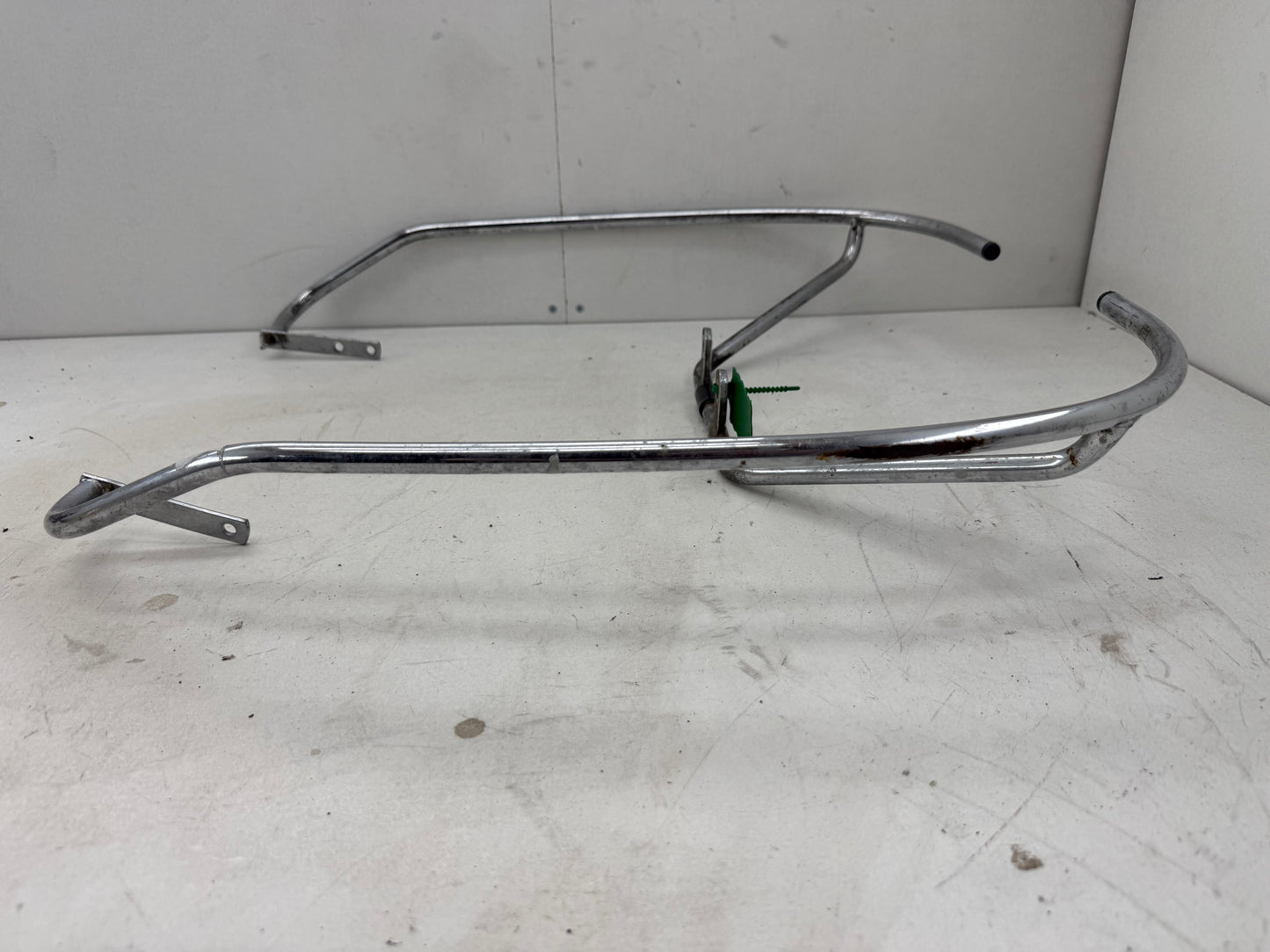 Gilera Runner onderkuip beugel chrome