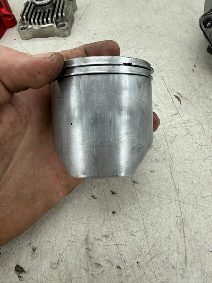 Piaggio Toronda 52 slag cilinder kit met kopset compleet 173cc