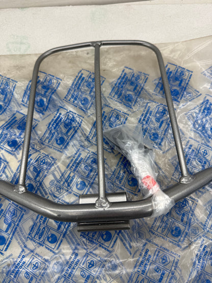 Piaggio TPH voorkapbeugel NIEUW (nos)