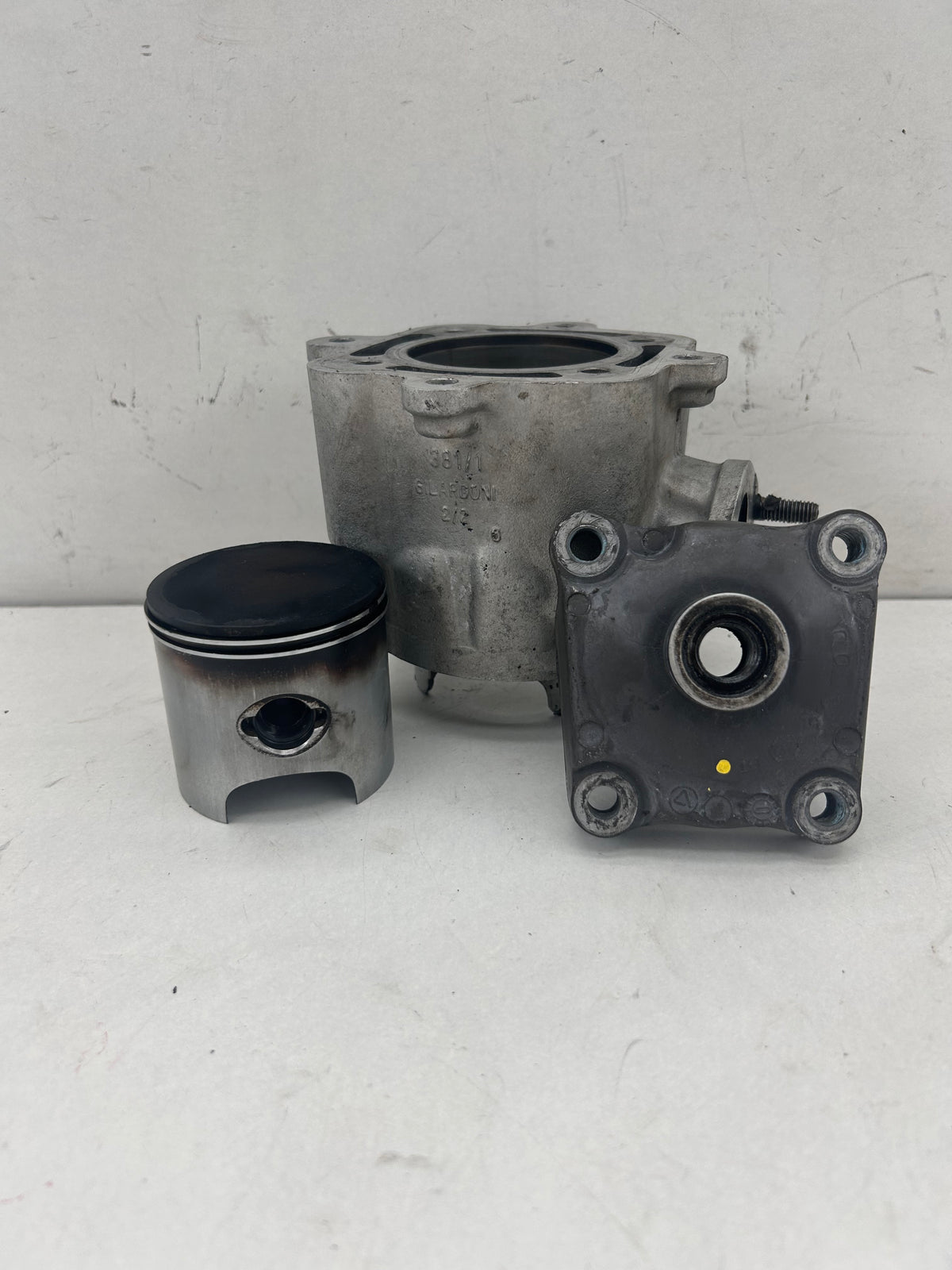 Piaggio Gilardoni 180cc LC cilinder kit compleet