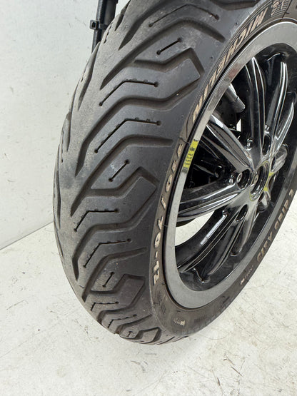 Piaggio Zip SP 2000 voorvork origineel met Piaggio MP3 voorvelg en carbon spatbordset
