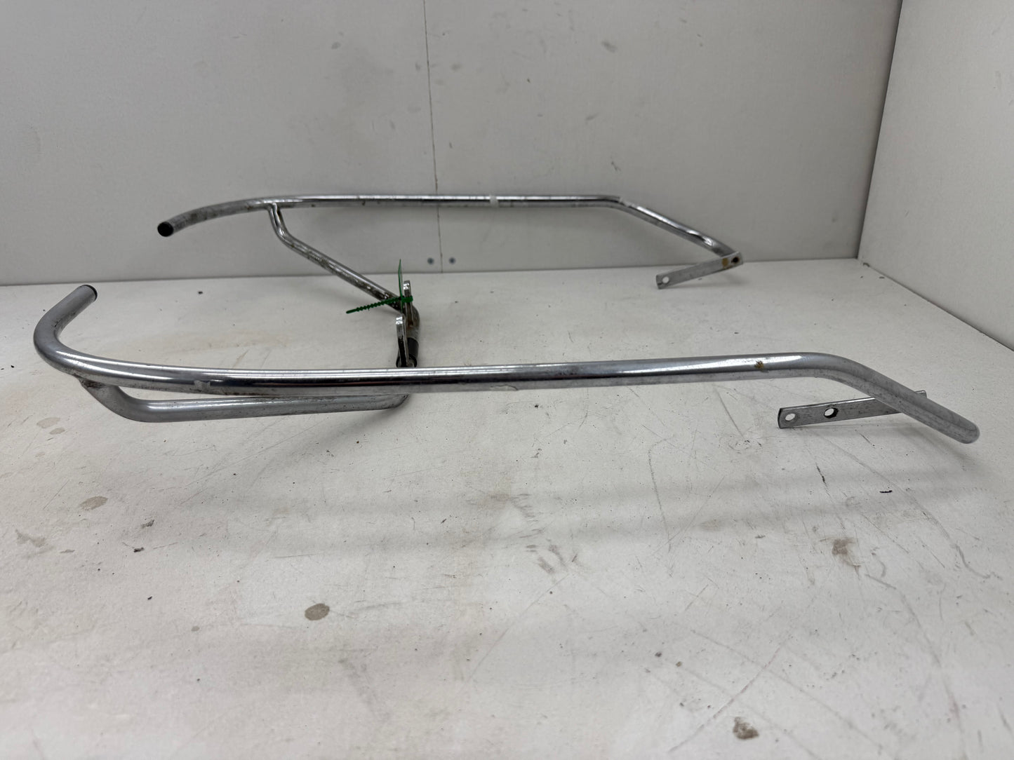 Gilera Runner onderkuip beugel chrome