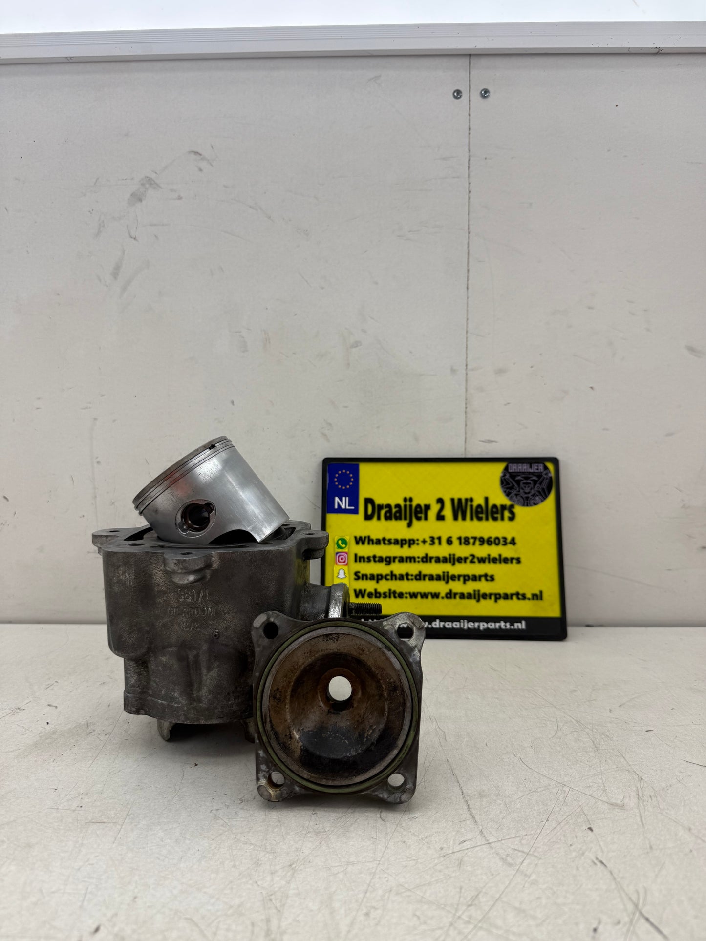 Piaggio LC 180cc cilinder kit compleet origineel Gilardoni