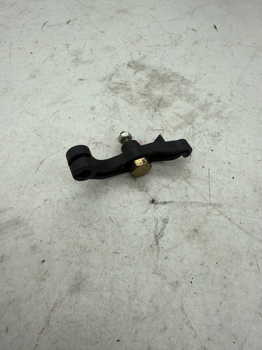 Gilera Runner tankklep mechanisme arm