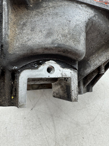 Piaggio carterhelft uitlaat kant ac kleine trommel 125 / 150
