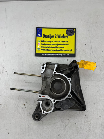 Piaggio carterhelft uitlaat kant ac grote trommel 125cc / 150cc