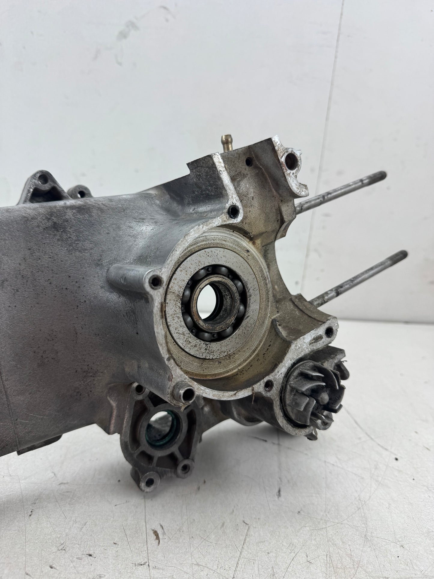Piaggio Hexagon 150cc EXV1M lang carterhelft