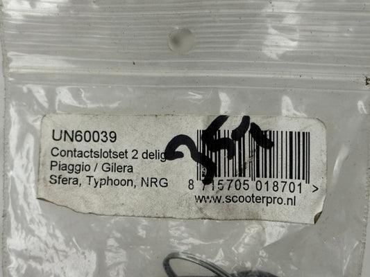 Piaggio / Gilera sleutel contactset NOS